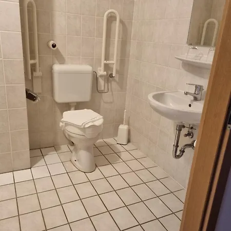 Hotel Zum Hirschen Lam Room photo