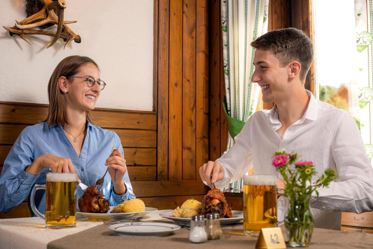 Zum Hirschen Hotel Lam